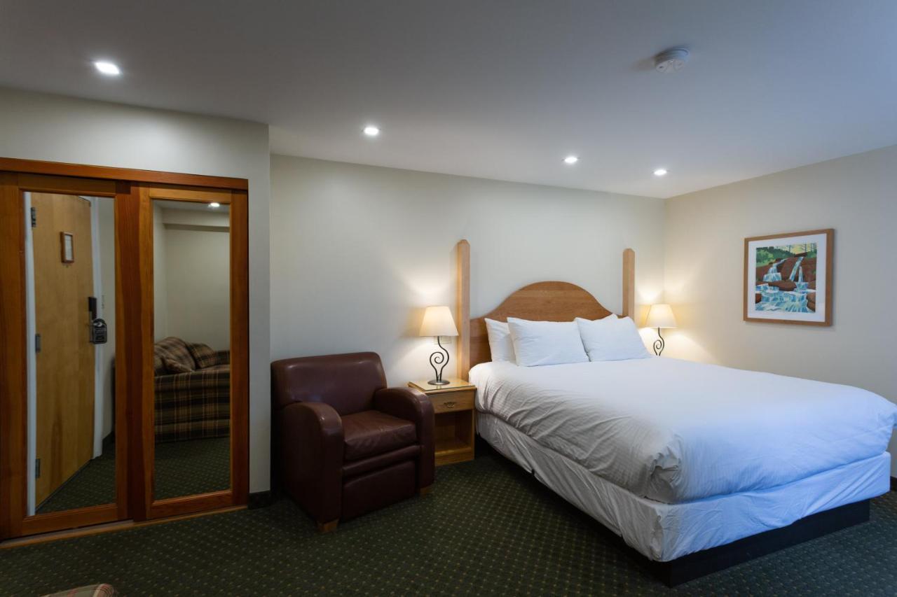 Park Place Lodge Fernie Esterno foto