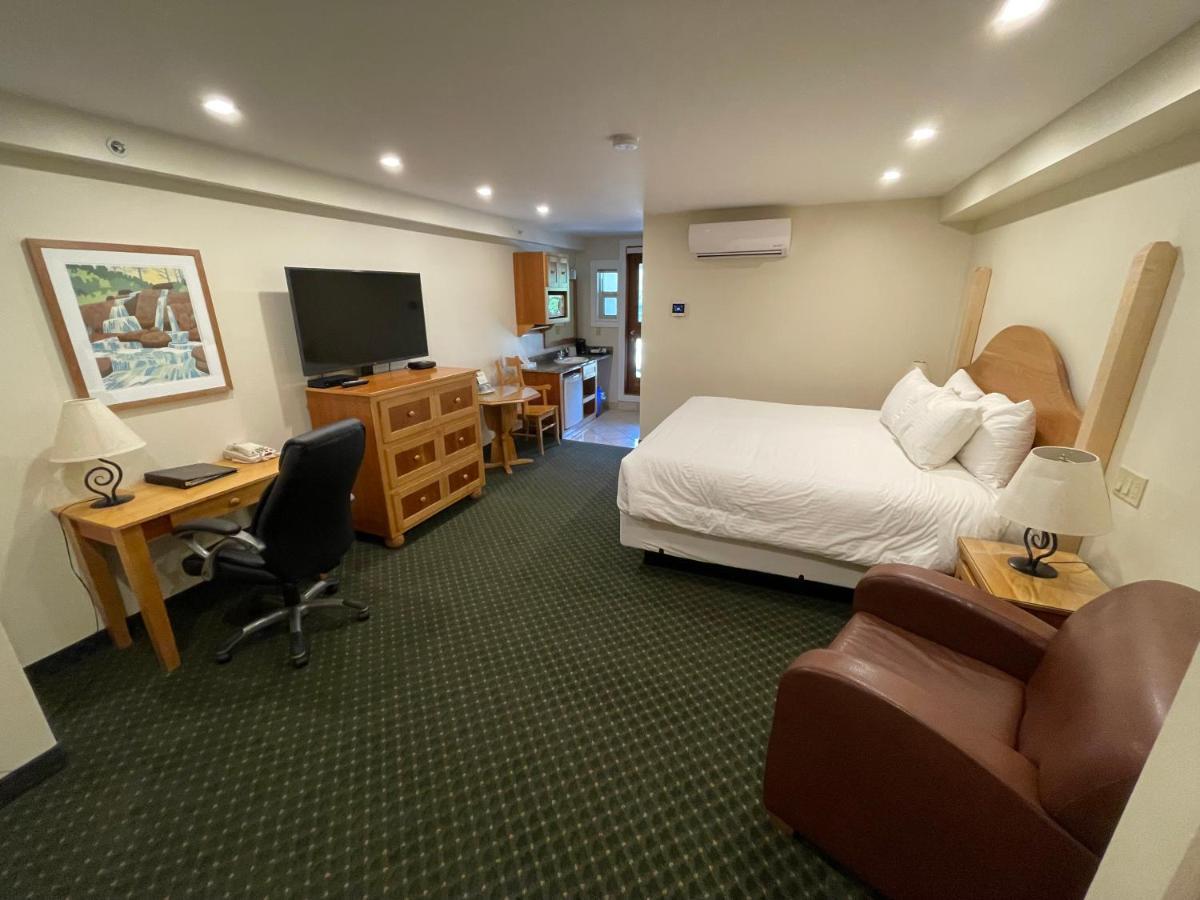 Park Place Lodge Fernie Esterno foto