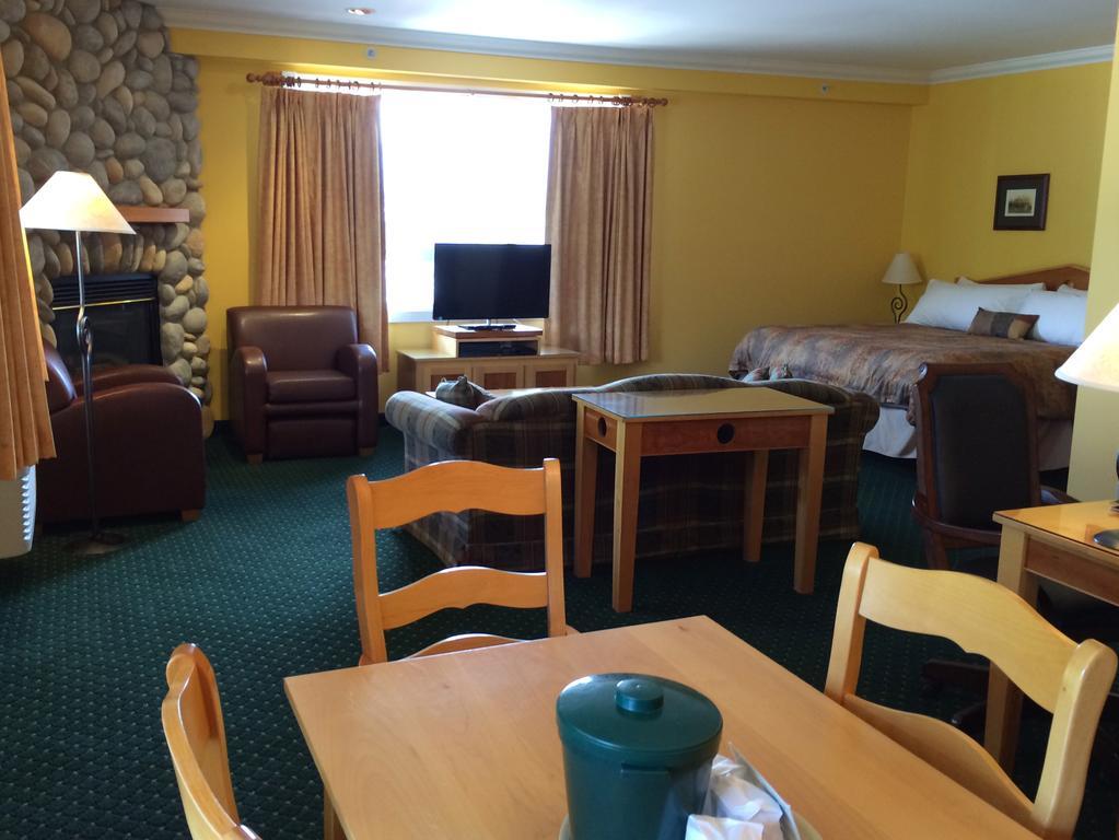 Park Place Lodge Fernie Esterno foto