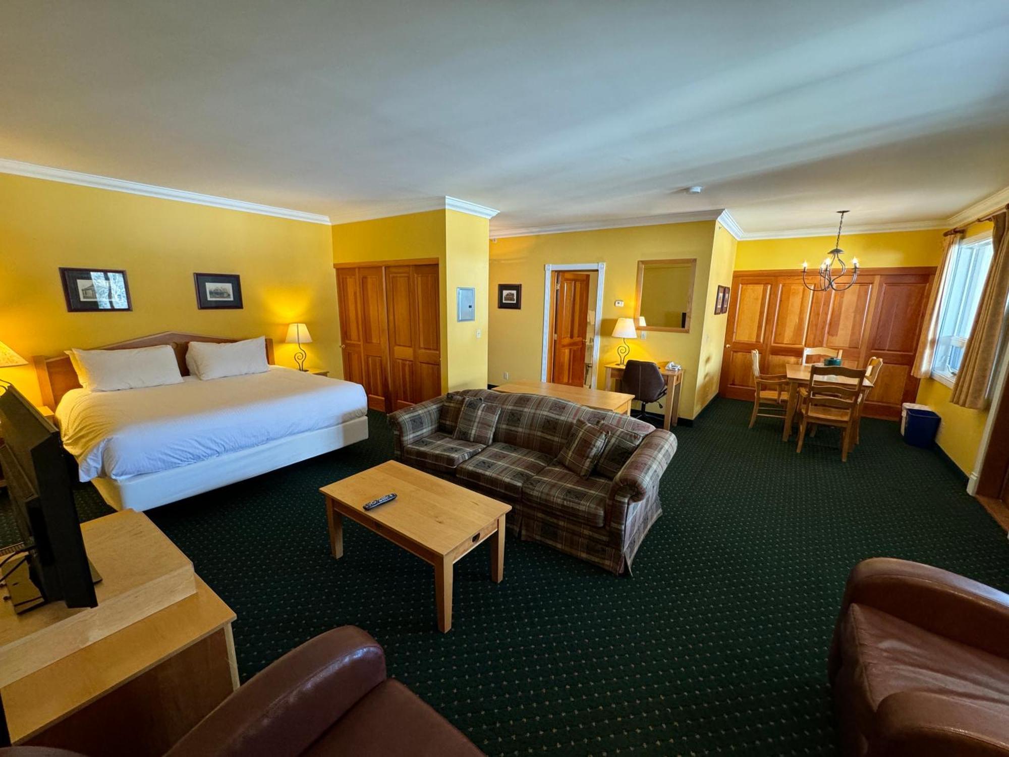 Park Place Lodge Fernie Esterno foto