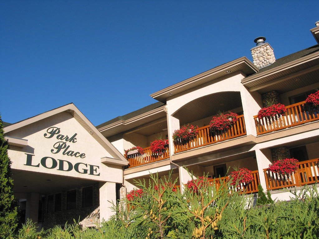 Park Place Lodge Fernie Esterno foto